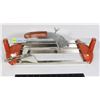 Image 1 : TILE CUTTER