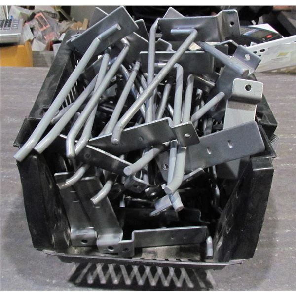 40, 6" HOOKS SLAT WALL