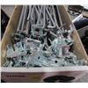 Image 1 : LOT OF 25, 8" PEG BOARD HOOKS