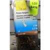 Image 1 : LOT OF PICTURE HANGERS