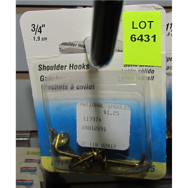 LOT OF SHOULDER HOOKS