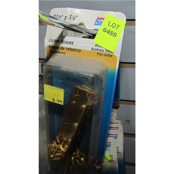 LOT OF CORNER BRACES