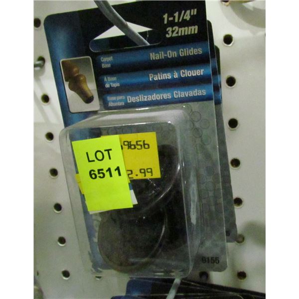 LOT OF NAIL ON GLIDES