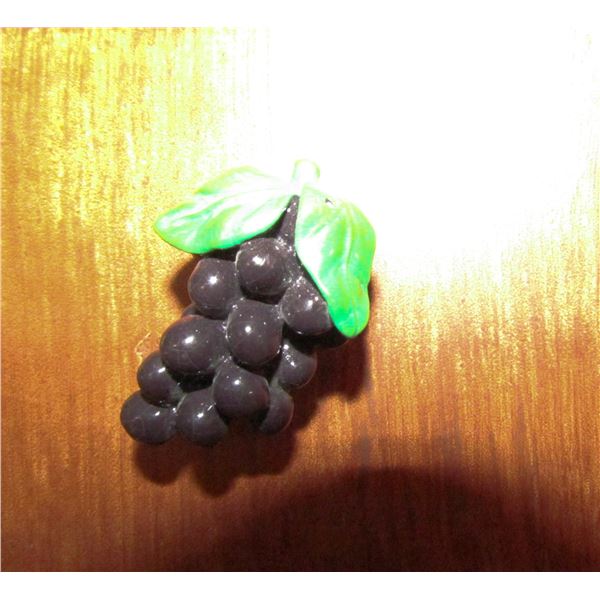6 GRAPE CABINET KNOBS