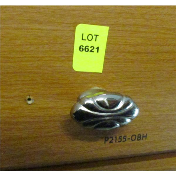 CHROME OVAL CABINET KNOBS