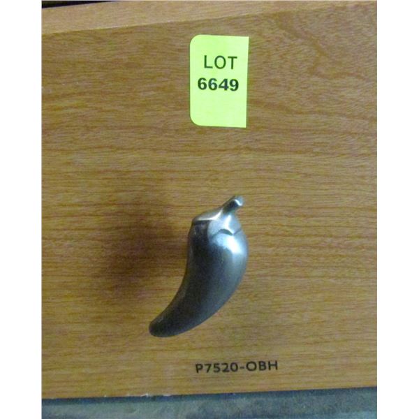 CABINET KNOB - PEPPERS BRUSHED NICKEL