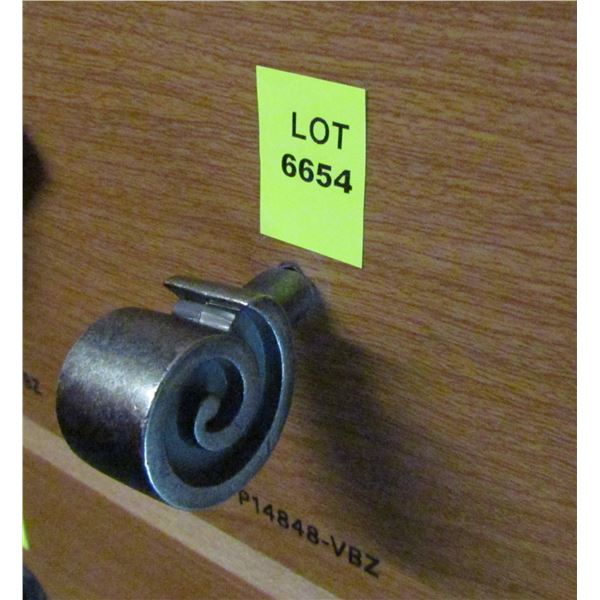 PEWTER KNOB SWIRL RICHELIEU