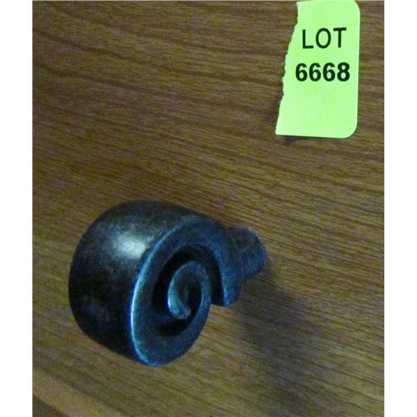 WROUGHT IRON DARK FINISH KNOB