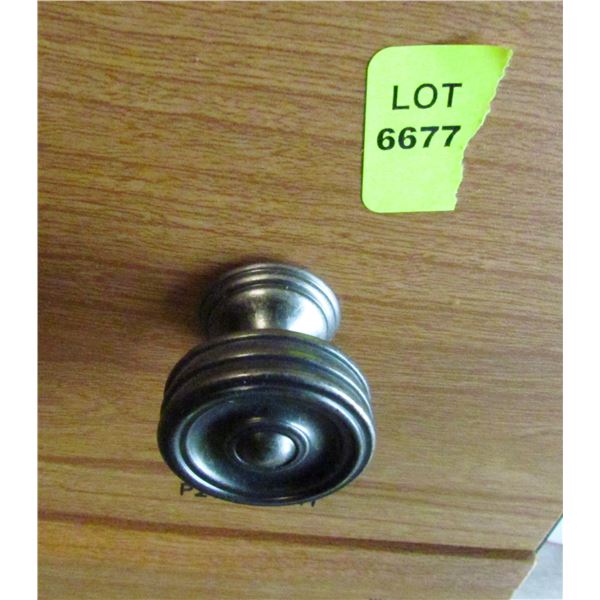 BNV 1 1/4 CONCORD KNOBS