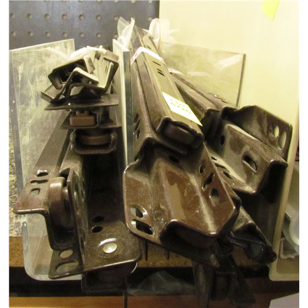 14' DRAWER SLIDES BROWN