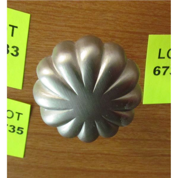 DULL SATIN NICKEL 33MM KNOB