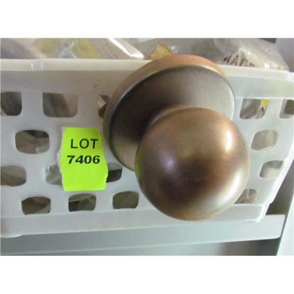 TUSCAN COPPER BALL KNOBS WITH PLATE