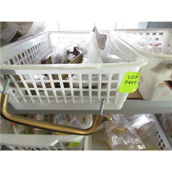 BRUSHED BRONZE PULLS