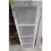 Image 1 : 2  8'X26' WALL GRILLES