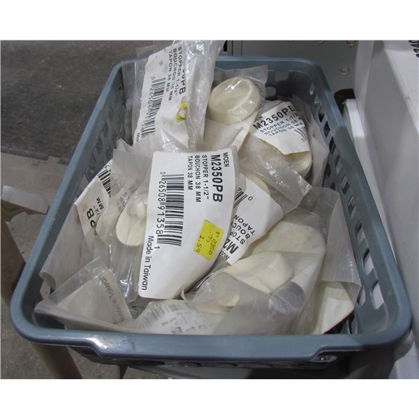 LOT OF MOEN 1 1/2 STOPPERS