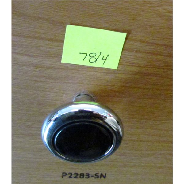 CHROME AND BLACK KNOBS INCL. 2 SIZES