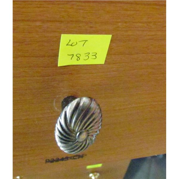 BLACK NICKEL 1 3/4 KNOBS WITH 2 MATCHING PULLS