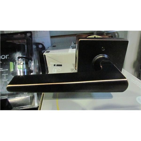 TAYMOR AGED BRONZE PRIVACY LEVER HANDLE