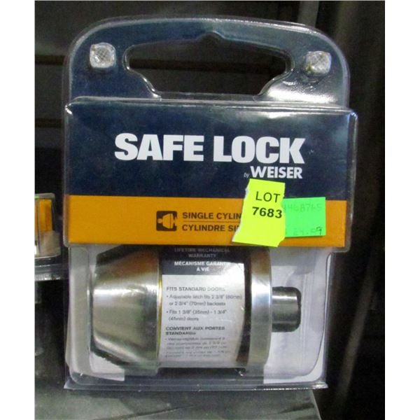 WEISER BRASS CHROME DEAD BOLT