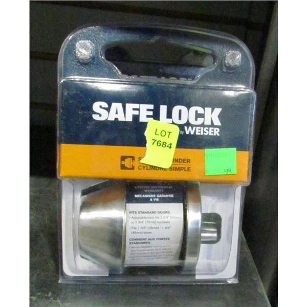 WEISER BRASS CHROME DEAD BOLT