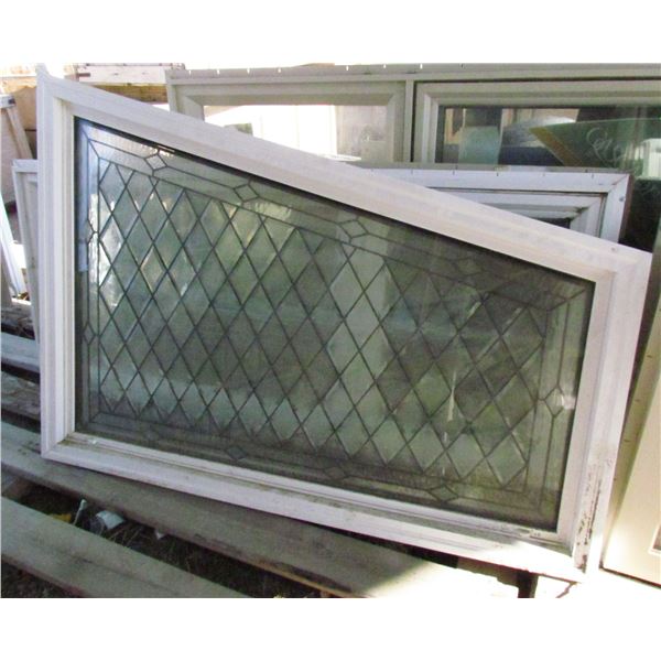 FRACTAL RAKE WINDOW DECORATIVE