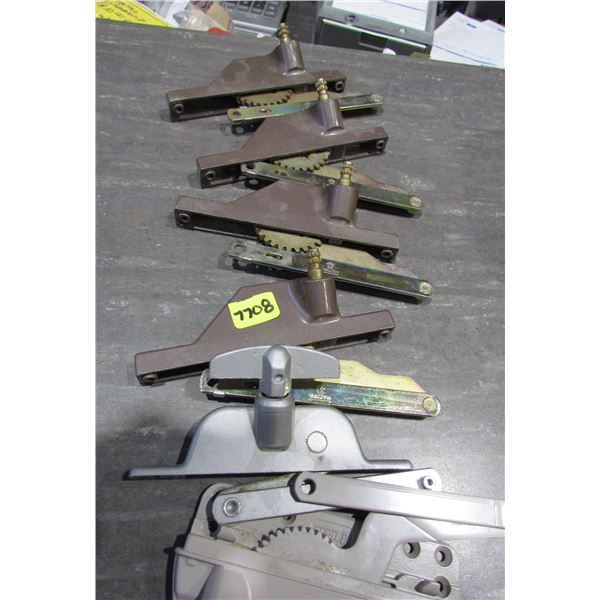 VARIOUS WINDOW CRANK OPERATORS 6 IN TOTAL