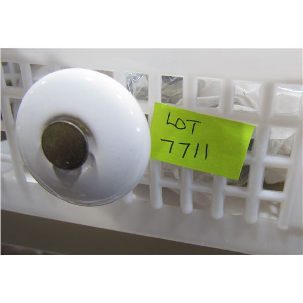 WHITE CABINET KNOBS