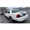 Image 3 : 2006 FORD CROWN VICTORIA 4 DOOR SEDAN WHITE VIN 2FAHP71W36X127206,