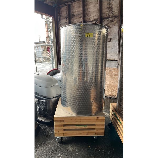 MARCHISIO 600 PORTABLE STAINLESS STEEL FERMENTATION TANK 51.5" X 30.5" - STAND DIMENSIONS: 30.5" X