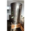 Image 2 : MARCHISIO 600 PORTABLE STAINLESS STEEL FERMENTATION TANK 51.5" X 30.5" - STAND DIMENSIONS: 30.5" X
