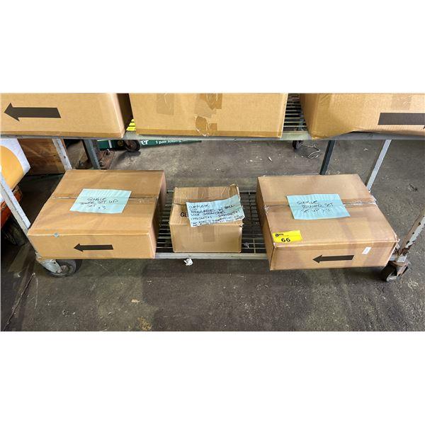 SHELF OF SINGLE TOWER SETUPS, CO2 REGULATORS WITH BALL LOCK CONNECTORS FOR KEGERATORS