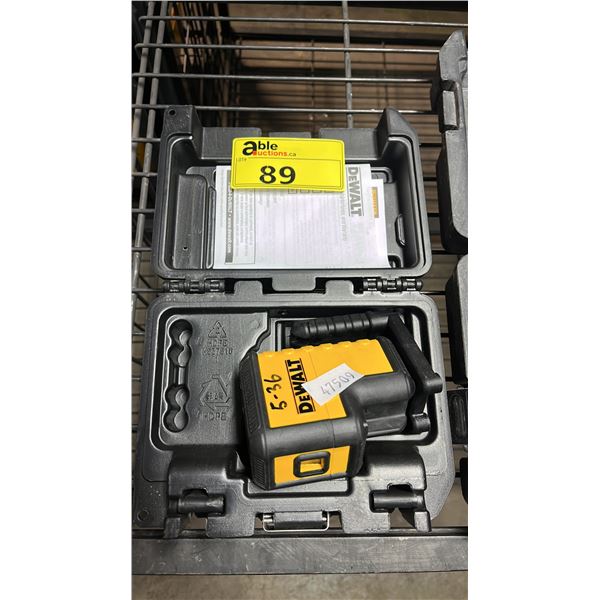 DEWALT DW08302CG LASER LEVEL IN A HARD TRANSPORT CASE