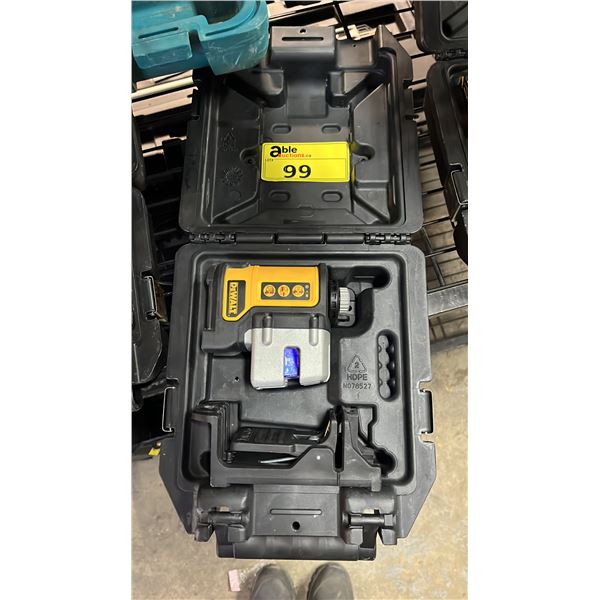 DEWALT DW089 3 BEAM LINE LASER LEVEL IN A HARD TRANSPORT CASE