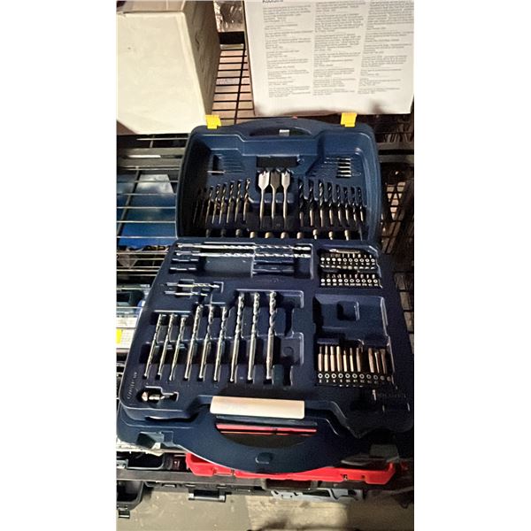 MASTERCRAFT ELECTRIC DRILL WITH DRILL BITS IN A HARD TRANSPORT CASE