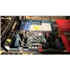 Image 1 : BOSCH BULLDOG XTREME VARIABLE SPEED ELECTRIC ROTARY HAMMER IN A HARD TRANSPORT CASE