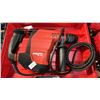 Image 2 : HILTI TE 30-AVR ELECTRIC ROTARY HAMMER IN A HARD TRANSPORT CASE