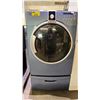 Image 1 : KENMORE CLOTHES DRYER ON PEDESTAL BASE