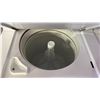 Image 2 : ELECTROLUX 27"W STACKING CLOTHES WASHER & DRYER