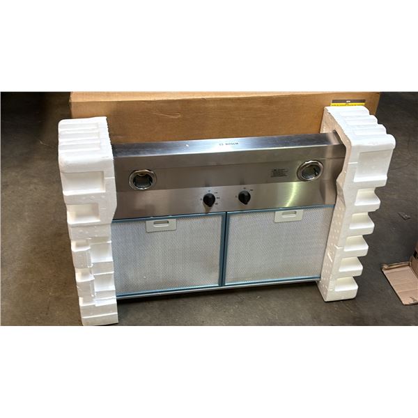 BOSCH 30" UNDER CABINET RANGE HOOD - *WORKING CONDITION UNKNOWN/MAY BE PARTS AND OR PIECES*