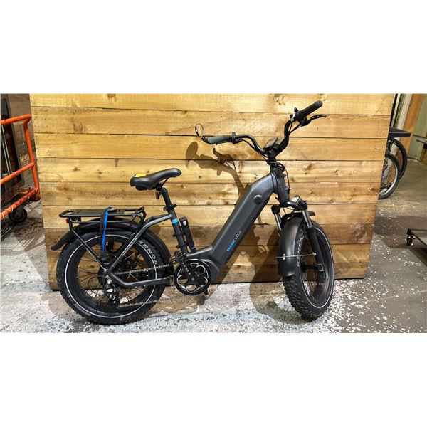 MAGICYCLE BLACK E-BIKE - *NO CHARGER*