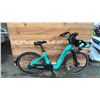 Image 1 : VEORIDE BLUE E-BIKE WITH BASKET - *BATTERY COVER MISSING/DOES NOT START/NO CHARGER*