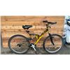 Image 1 : NO NAME BLACK & YELLOW 15 SPEED BIKE - *HAS BEEN SPRAY PAINTED*