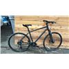 Image 1 : BRIDGEPORT 700 BLACK 16-SPEED BIKE