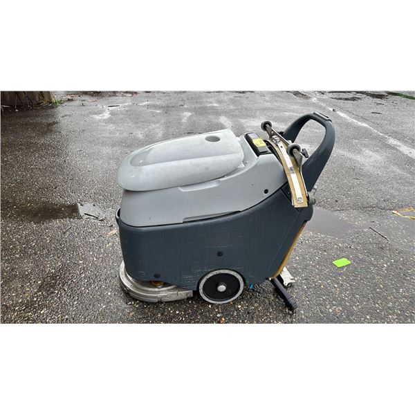 ADVANCE SC450 WALK BEHIND FLOOR SCRUBBER