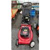 Image 1 : YARD MACHINES QUANTUM XTE GAS POWERED LAWN MOWER