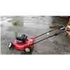 Image 4 : YARD MACHINES QUANTUM XTE GAS POWERED LAWN MOWER