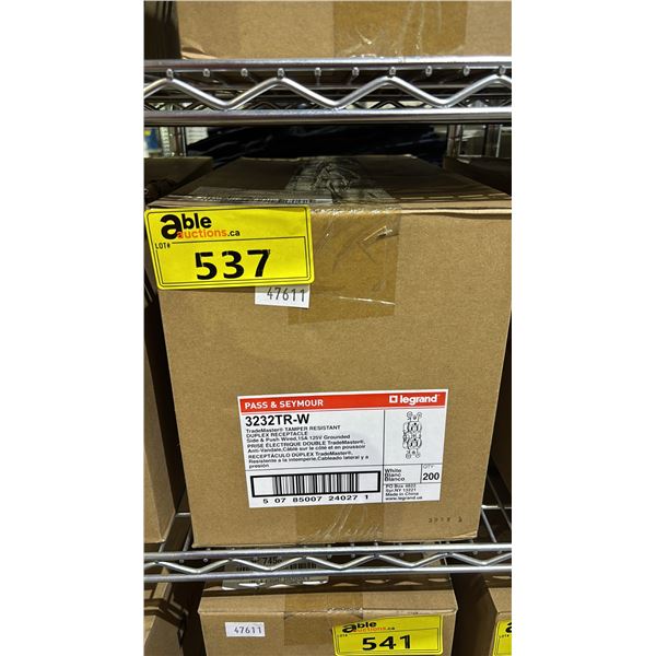 CASE OF LEGRAND PASS & SEYMOUR 3232TR-W DUPLEX RECEPTACLES, SIDE & PUSH WIRED, 15A 125V GROUNDED