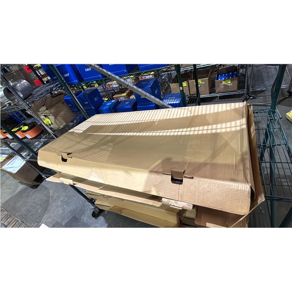 COMMERCIAL SHOP LIGHT 43.5"L X 23.5"W X 4"D - USES SYLVANIA BEAVER LITES 1 BLA 12 448