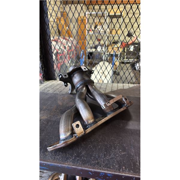 DORMAN 674-812 EXHAUST MANIFOLD