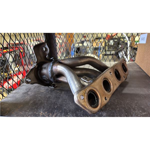 DORMAN 674-812 EXHAUST MANIFOLD